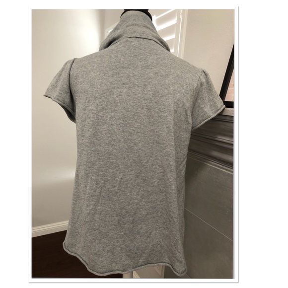 Short sleeve sweater with cowl neck - Picture 3 of 3